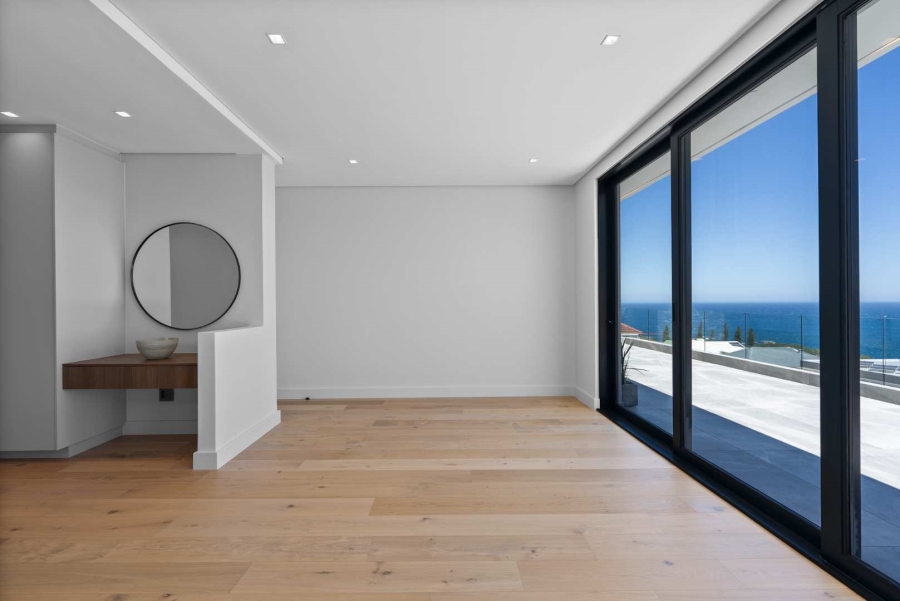 5 Bedroom Property for Sale in Camps Bay Western Cape